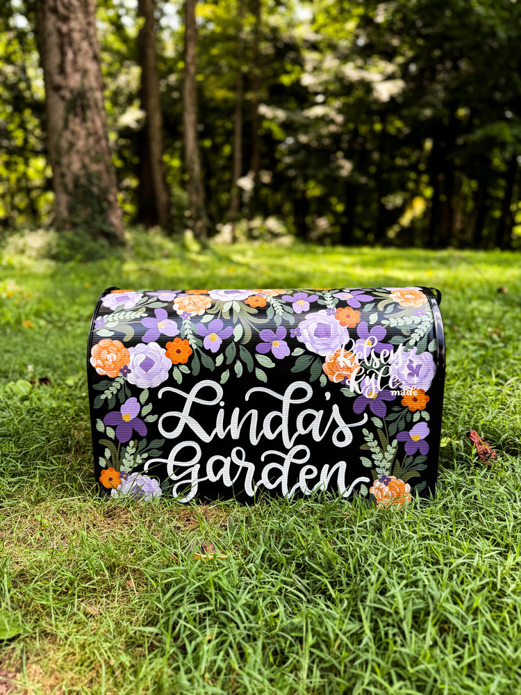 Custom painted Mailbox